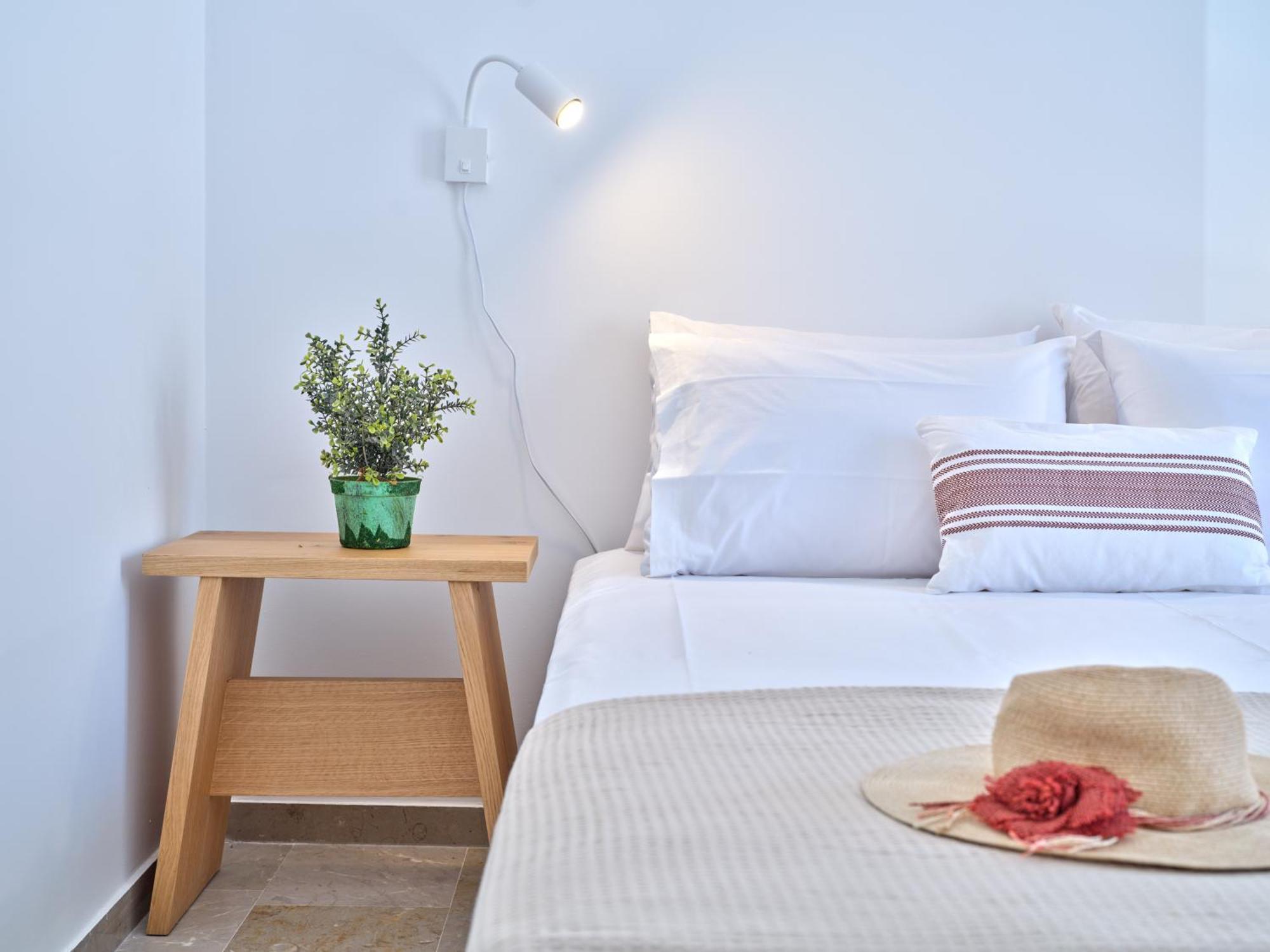 Aurora Beachside Home, Logaras Beach, Paros Exterior photo